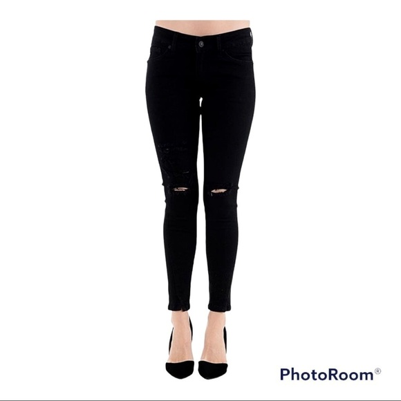 𝅺KanCan Women's Mid-Rise Ripped Slim Jeans - Picture 1 of 13